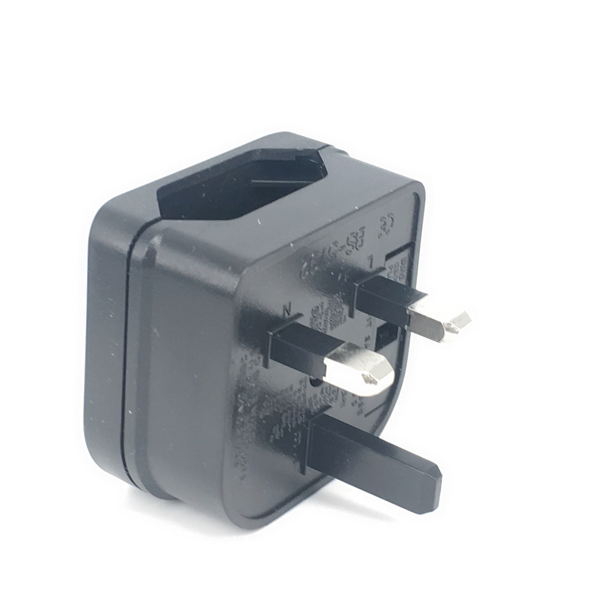 Adapter z wtyczką EU 2-pinową  – Women Accessories In Uk recenzja i cena
