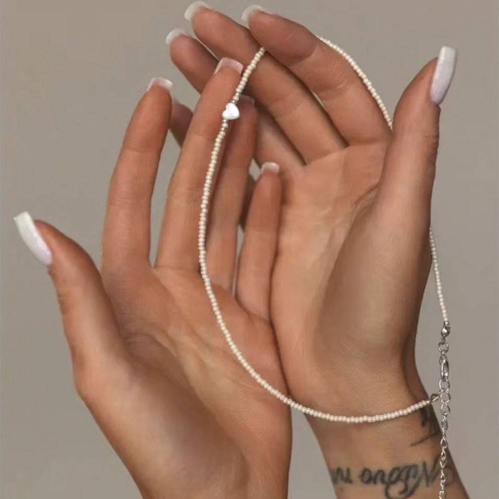 Proste, eleganckie białe natur – Beaded Anklet Chain recenzja i cena